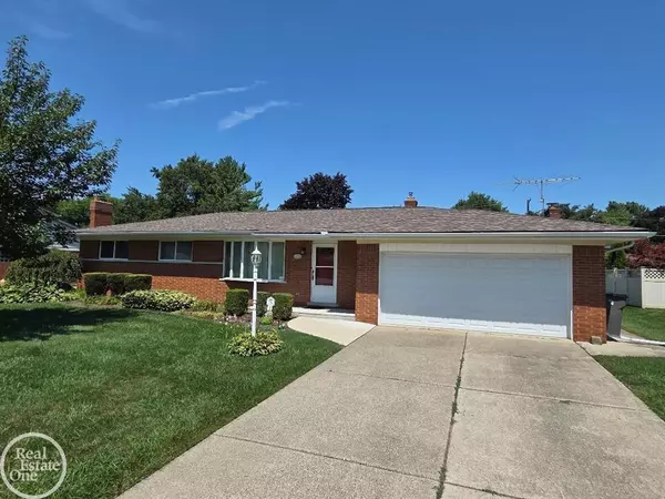 Clinton Twp, MI 48036,23551 Myrtle Street