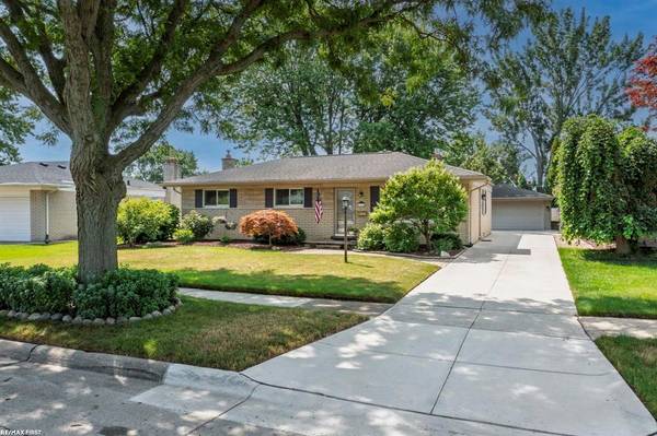 13136 Winona Drive, Sterling Heights, MI 48312