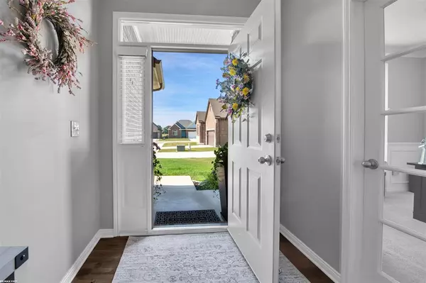 Clinton Twp, MI 48035,15325 Eton Pointe Drive 10