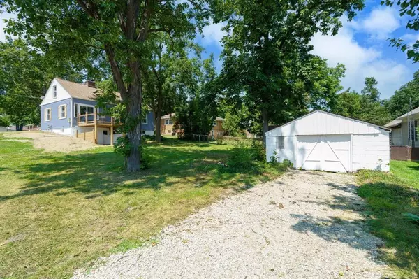 St. Clair, MI 48079,1485 S Riverside Avenue
