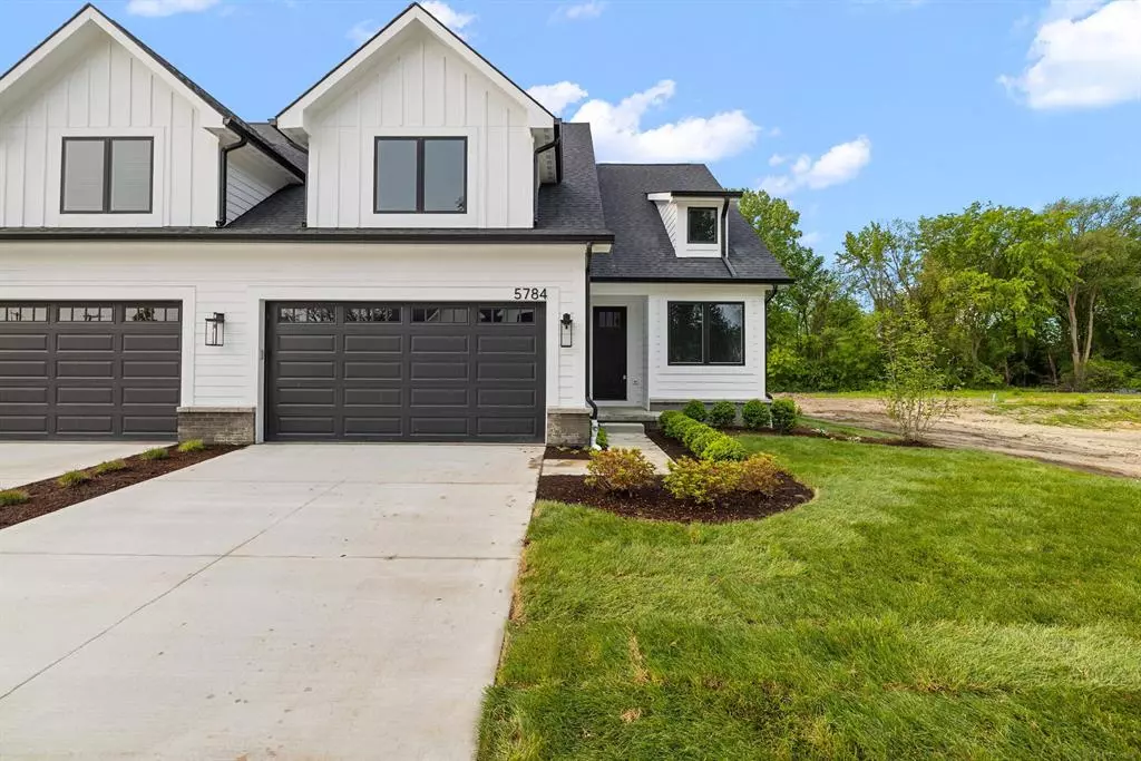 Sterling Heights, MI 48314,5784 Heights Drive Unit 15 / Building 8