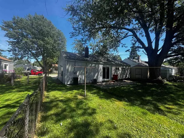 Roseville, MI 48066,26621 KATHY Street