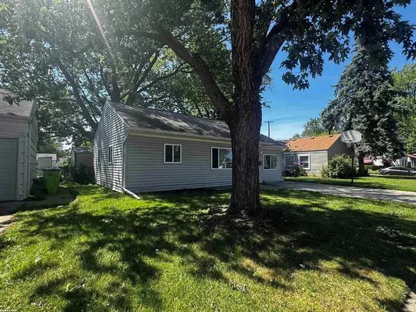 Roseville, MI 48066,26621 KATHY Street