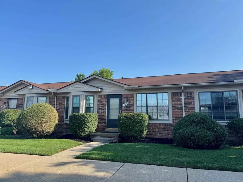 11655 Lynhurst Drive, Washington Twp, MI 48094