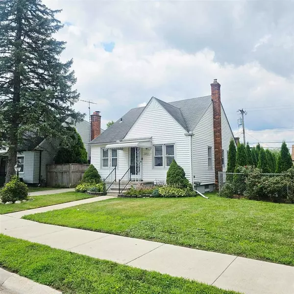22511 Saxony Ave Street, Eastpointe, MI 48021