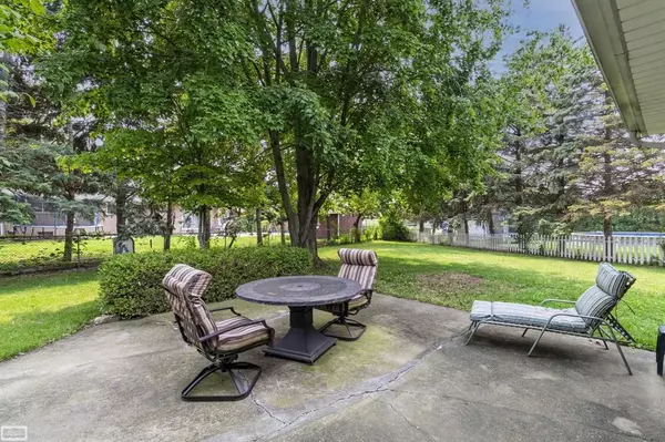 Clinton Twp, MI 48035,35328 Riebel Court