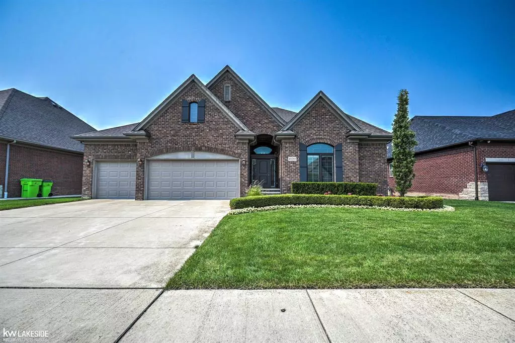 Macomb Twp, MI 48044,49293 Monarch Drive