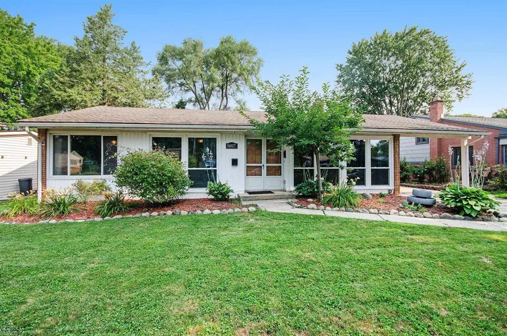 Clinton Twp, MI 48035,36027 Vaughn Street