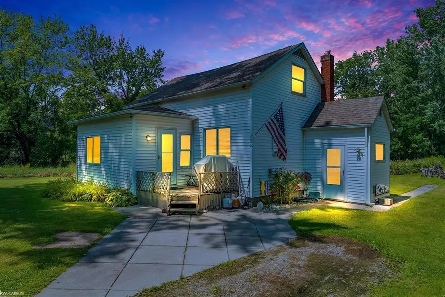 37474 Utica Road, Sterling Heights, MI 48312