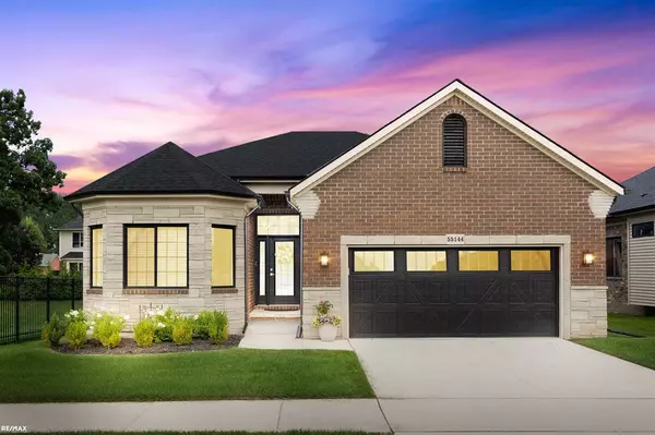 55144 Saint Paul Drive, Macomb Twp, MI 48042