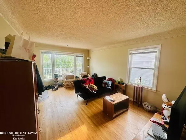 Oak Park, MI 48237,8530 Saratoga Street