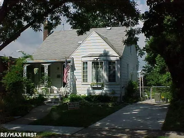 1602 Hoffman Avenue, Royal Oak, MI 48067