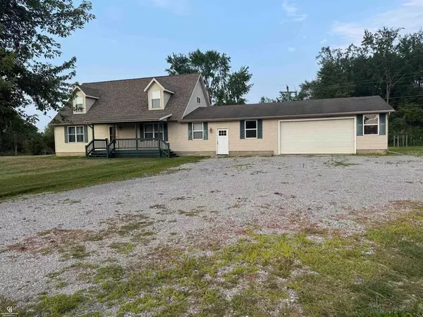 6036 N Lake Road, Marathon Twp, MI 48464