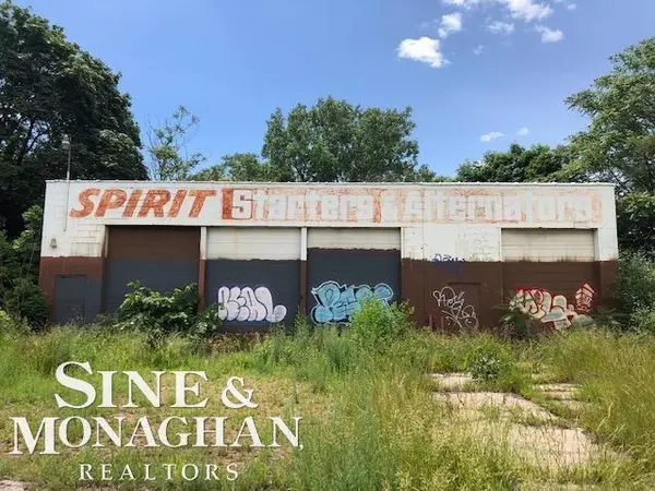 5505 ROSA PARKS Boulevard, Detroit, MI 48208