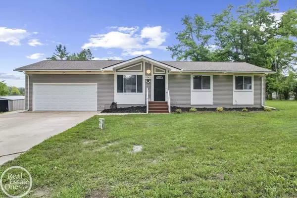 5742 Carroll Lake Road, Commerce Twp, MI 48382