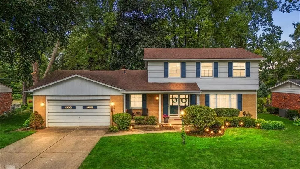 Clinton Twp, MI 48036,37587 Palmar Street