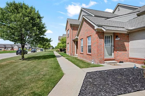 48713 Chelmsford Court, Chesterfield Twp, MI 48047