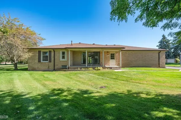 Shelby Twp, MI 48315,49453 Tarrytown Court