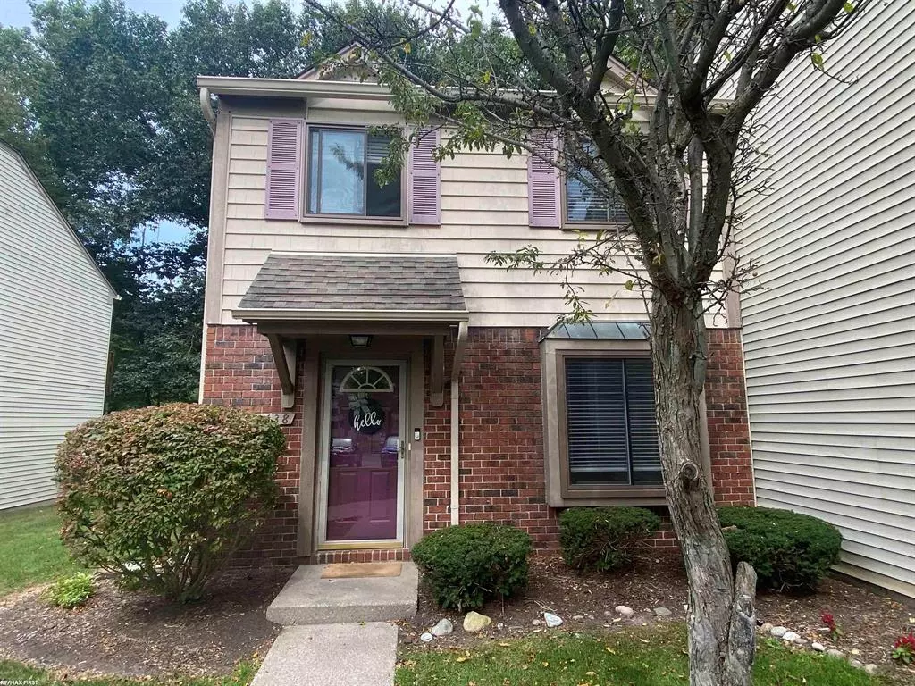 Rochester Hills, MI 48309,1638 River View Drive