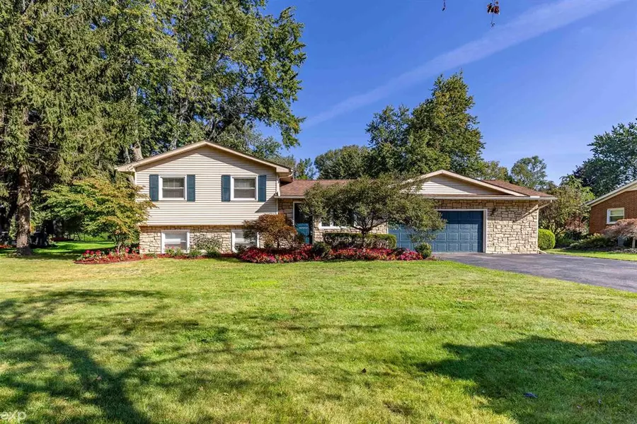 1366 Burrwood Street, Bedford Twp, MI 48182