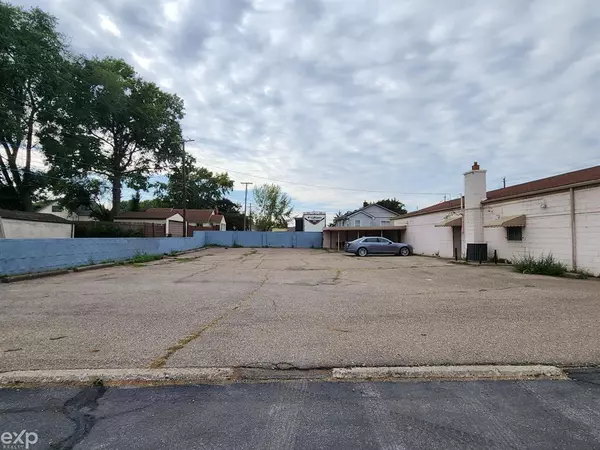 Warren, MI 48092,3750 E 12 Mile Road