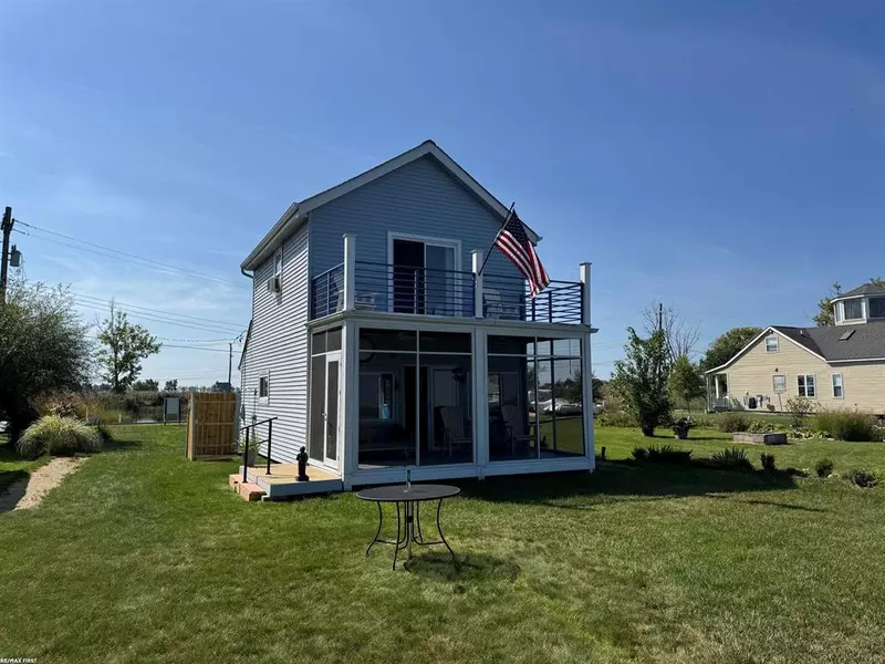 7286 South Channel Drive, Clay Twp, MI 48028