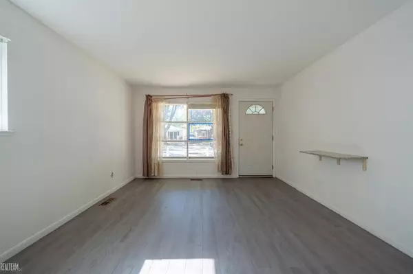 Madison Heights, MI 48071,27720 Barrington Street