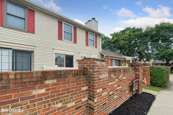 Clinton Twp, MI 48038,38884 GOLFVIEW Drive