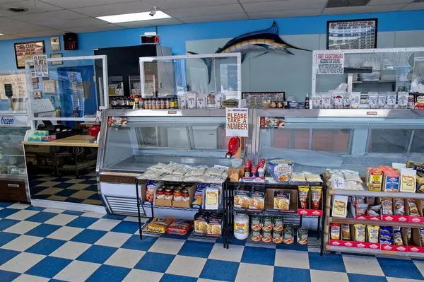 Clinton Twp, MI 48036,38937 Harper Avenue