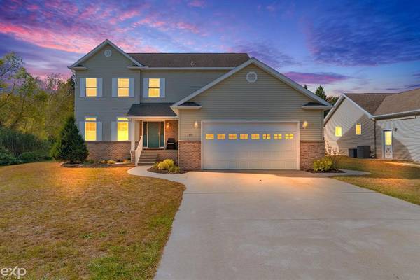 2991 W Bob White Drive, Kimball Twp, MI 48074