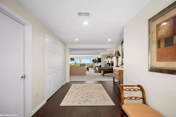 Harrison Twp, MI 48045,27927 Ponchartrain Street