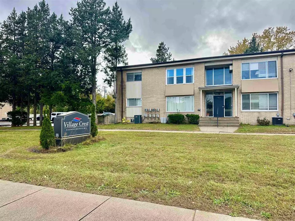 Southfield, MI 48033,25665 Lahser Road Road