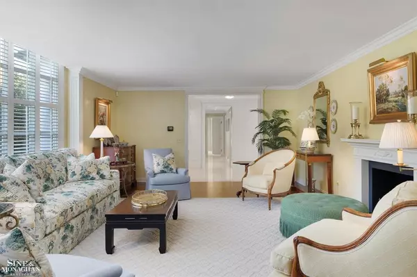 Bloomfield Hills, MI 48304,355 Martell Drive