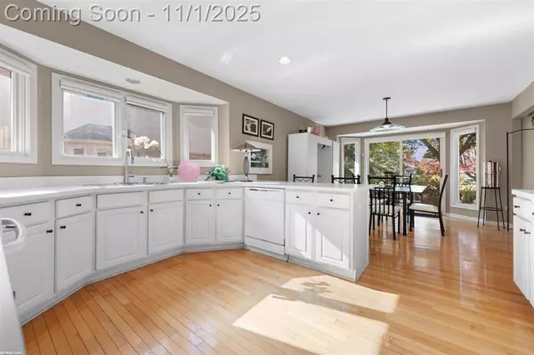 Macomb Twp, MI 48044,48727 Fairmont Drive