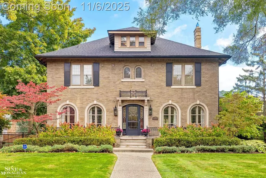 1148 Devonshire Road, Grosse Pointe Park, MI 48230