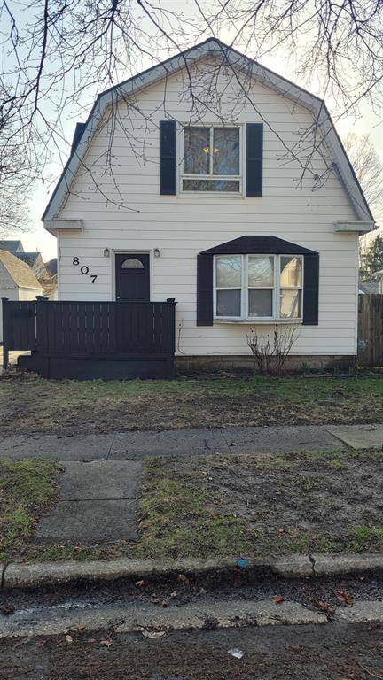 807 Michigan Avenue, Owosso, MI 48867
