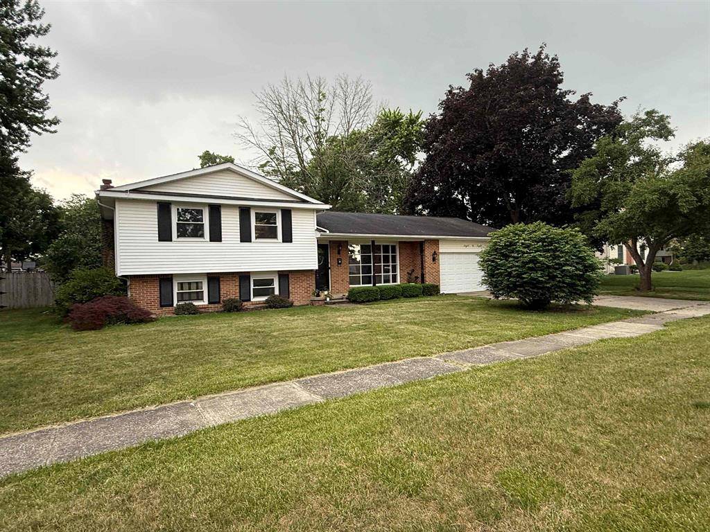 808 Stevens Drive, Owosso, MI 48867