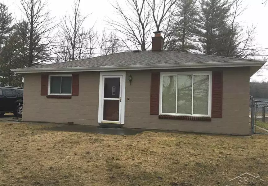 126 Riverside Drive, Tobacco Twp, MI 48612