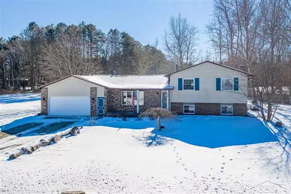 2460 Delwood Dr, Thetford Twp, MI 48420