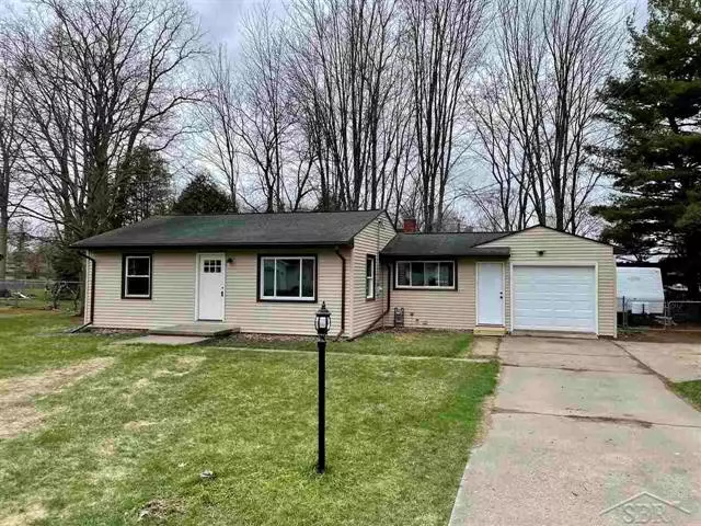 130 W Harcourt, Saginaw, MI 48609