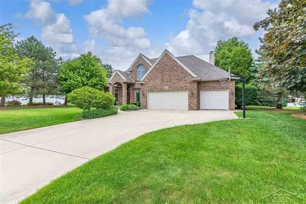 4176 Summerwood,  Saginaw Twp,  MI 48603