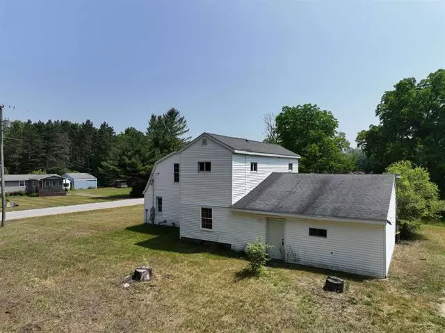 5891 Murphy Lake, Millington, MI 48746