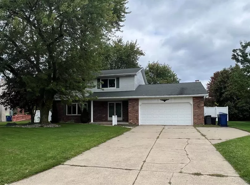 3184 Columbine Dr, Saginaw, MI 48603