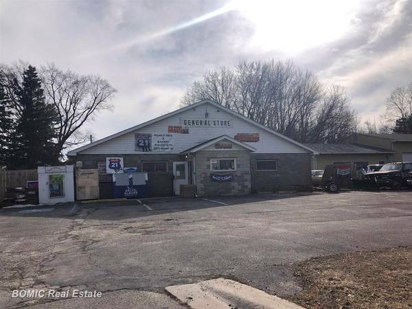 6971 Lapeer Road, Kimball Twp, MI 48074
