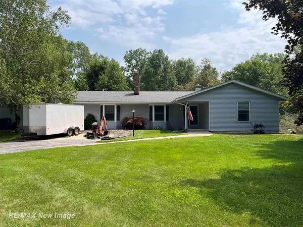 4076 N WALDO Road, Midland, MI 48642