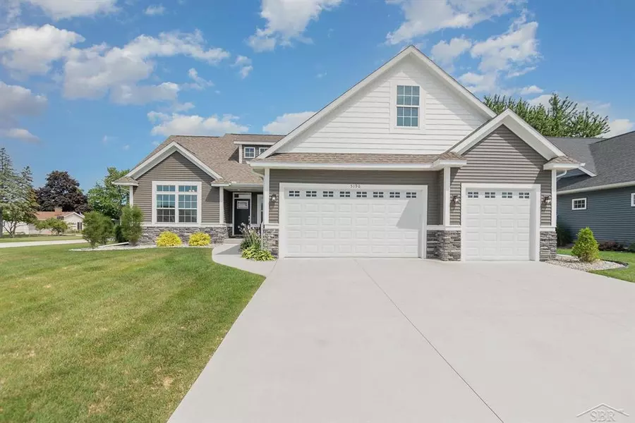 5190 Pebblestone Lane, Saginaw, MI 48603