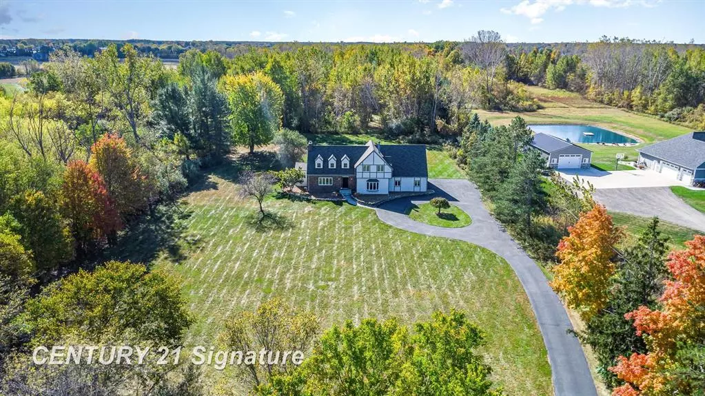 10811 W Tittabawassee Road, Freeland, MI 48623