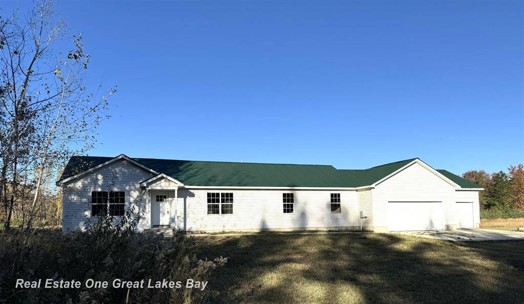7585 S Steel Road, Fremont Twp, MI 48655