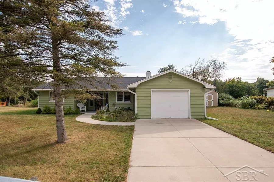 4029 Cobblestone Court, Billings Twp, MI 48612