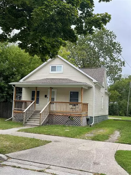 817 S Oakley Street, Saginaw, MI 48602